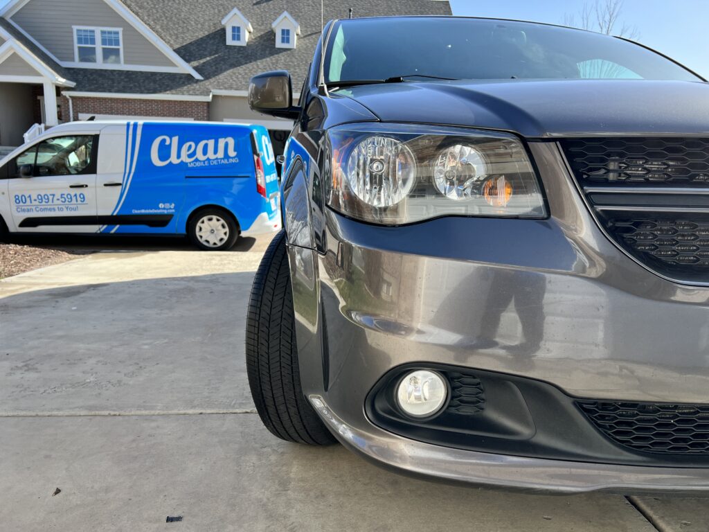 Minivan Auto Detailing - Clean